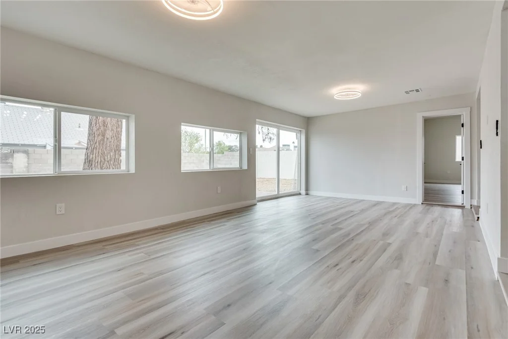 1400 Cottonwood, Las Vegas, NV 89104