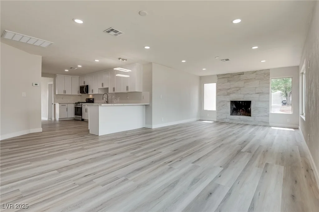 1400 Cottonwood, Las Vegas, NV 89104