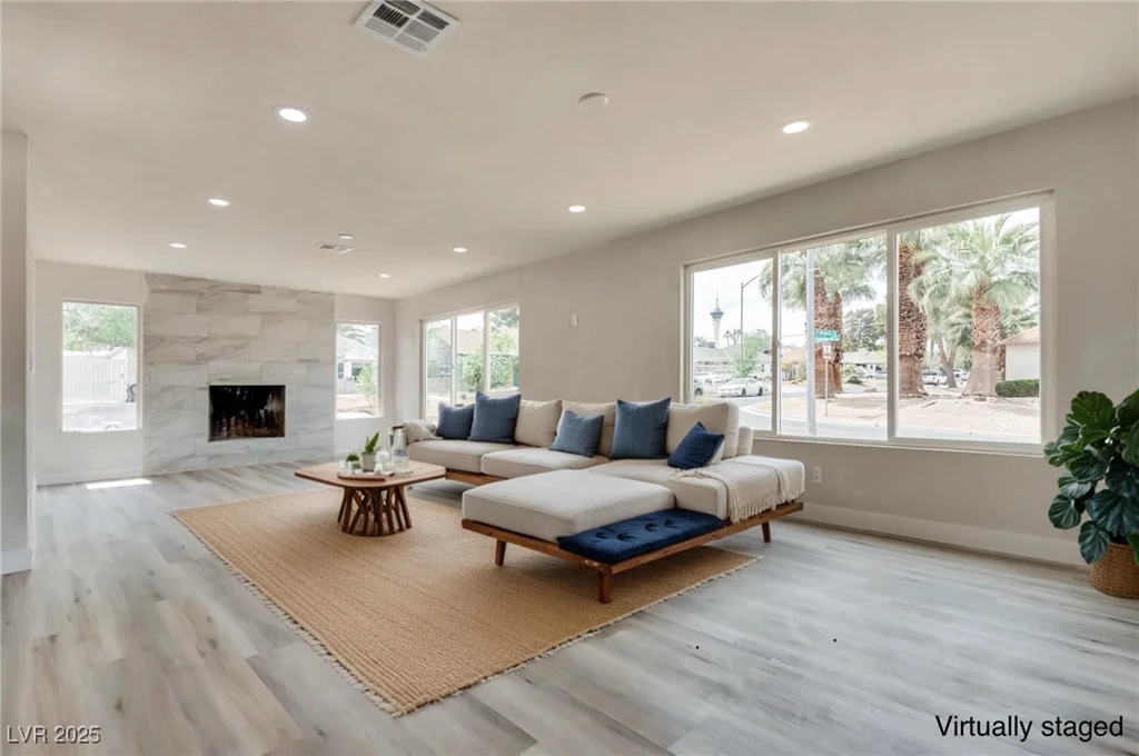 1400 Cottonwood, Las Vegas, NV 89104