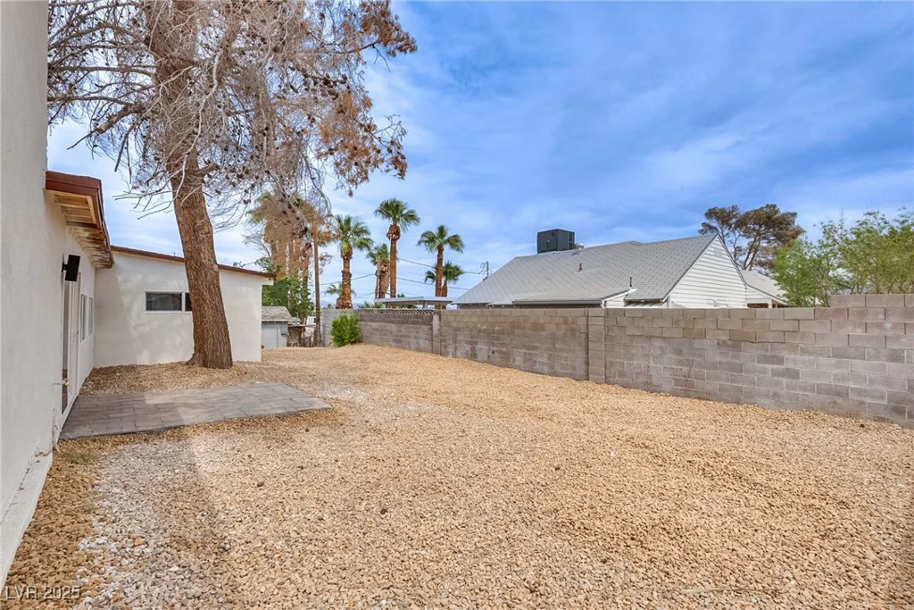 1400 Cottonwood, Las Vegas, NV 89104