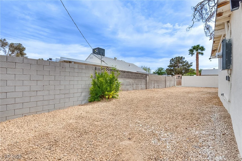 1400 Cottonwood, Las Vegas, NV 89104