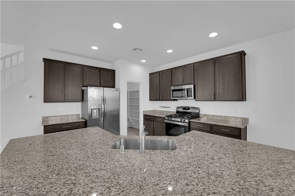 5846 Bonita Rose, Las Vegas, NV 89113
