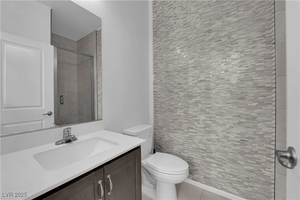 5846 Bonita Rose, Las Vegas, NV 89113