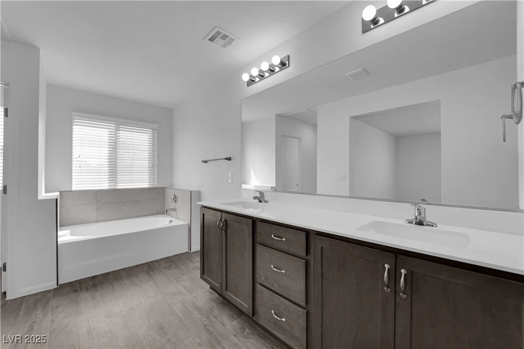 5846 Bonita Rose, Las Vegas, NV 89113
