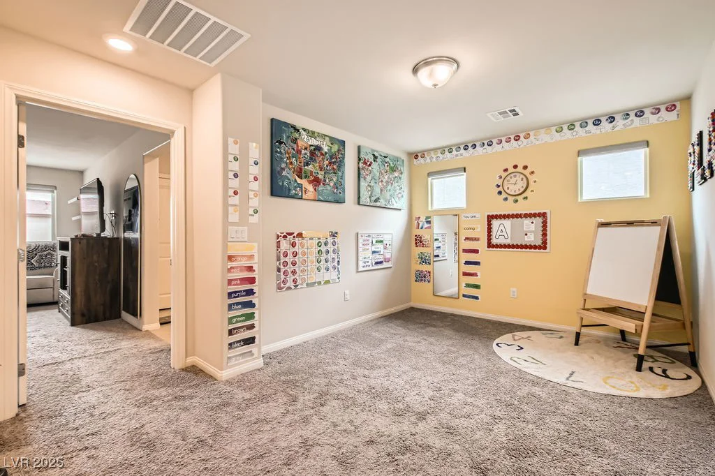 3903 Ramura, North Las Vegas, NV 89084