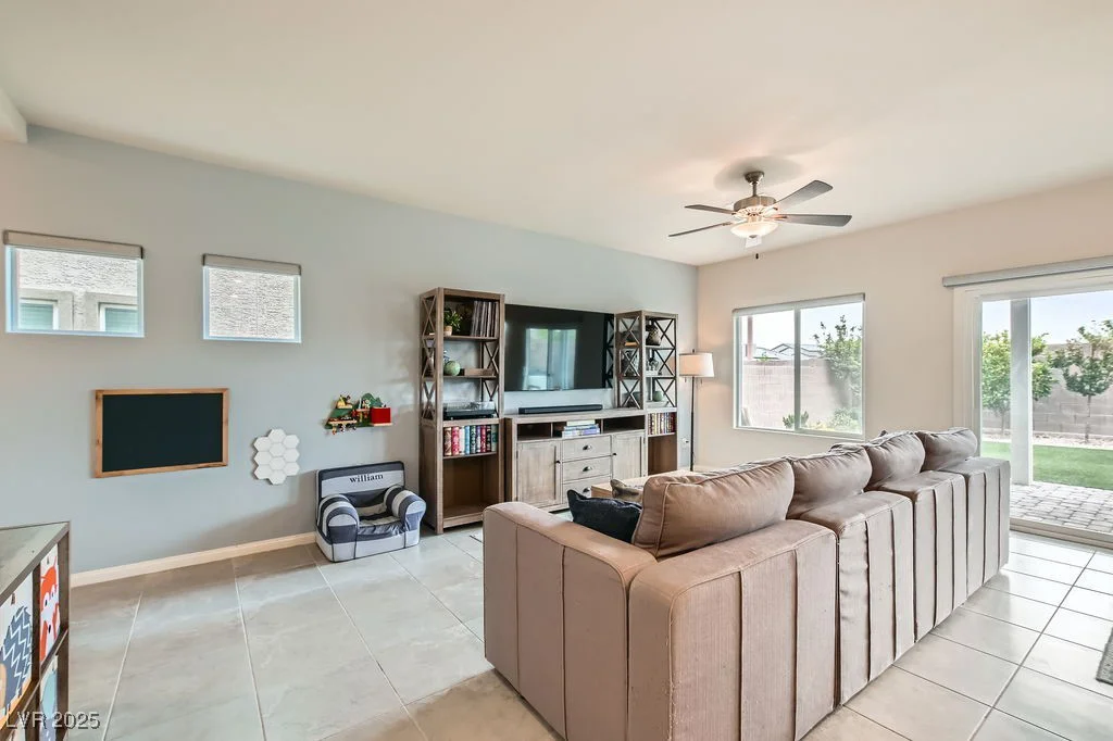 3903 Ramura, North Las Vegas, NV 89084