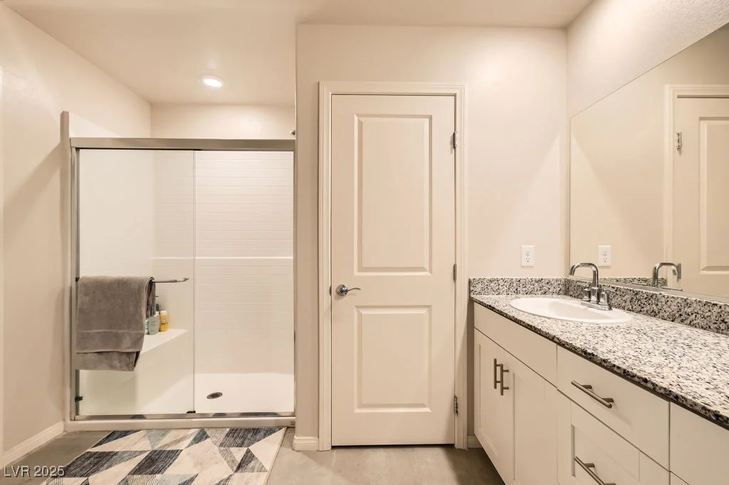 3903 Ramura, North Las Vegas, NV 89084
