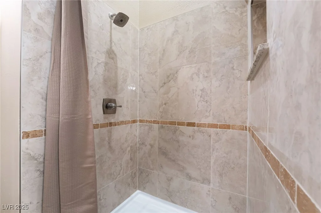 289 Garwood, Henderson, NV 89074