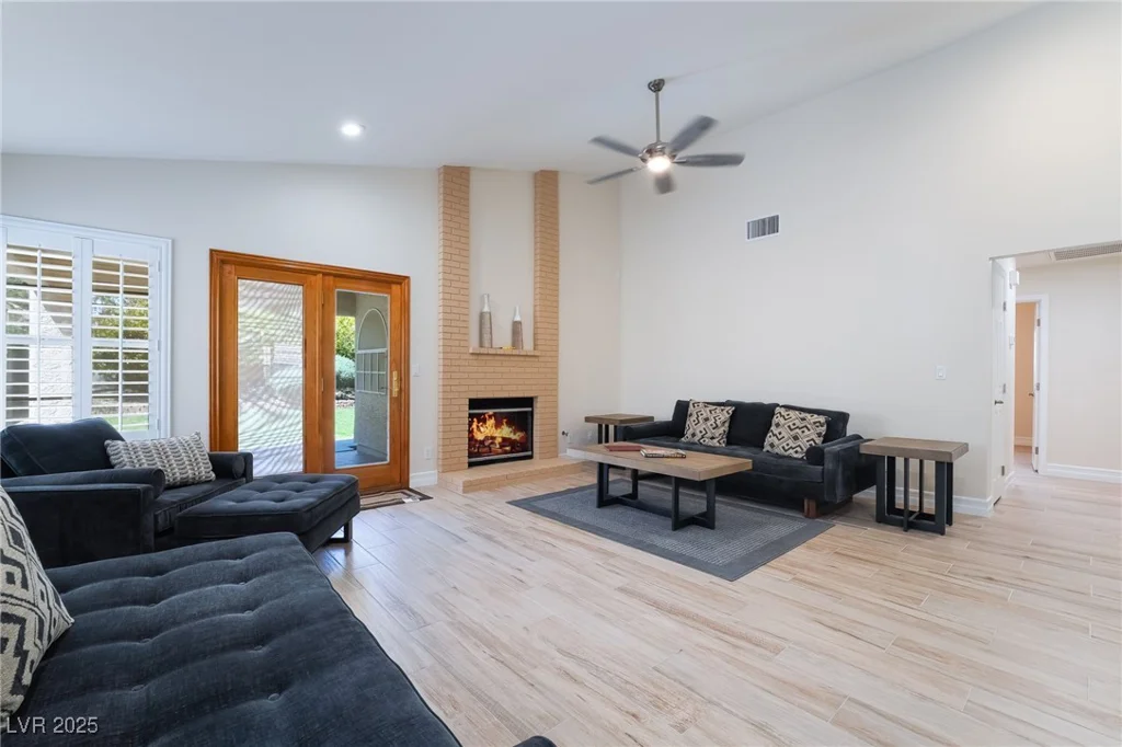 289 Garwood, Henderson, NV 89074