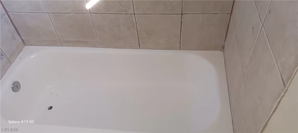 1832 Lewis, Las Vegas, NV 89101