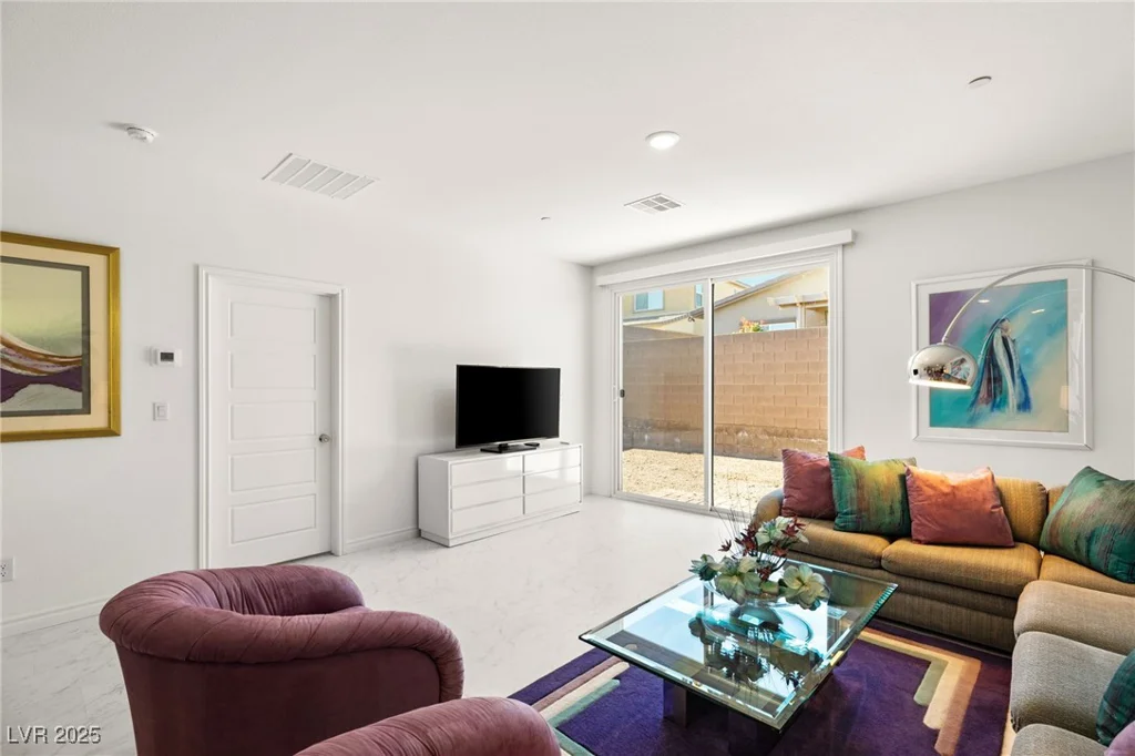 283 Fossil Falls, Henderson, NV 89015