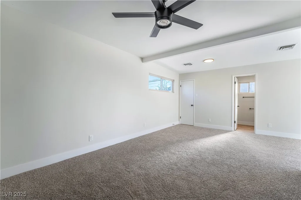 6425 Evergreen, Las Vegas, NV 89107