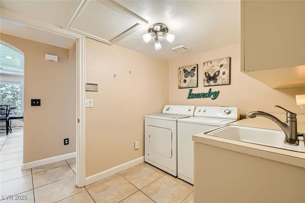 5412 Harmony Green, Las Vegas, NV 89149