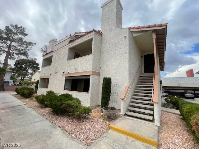 1325 Del Mar, Las Vegas, NV 89119