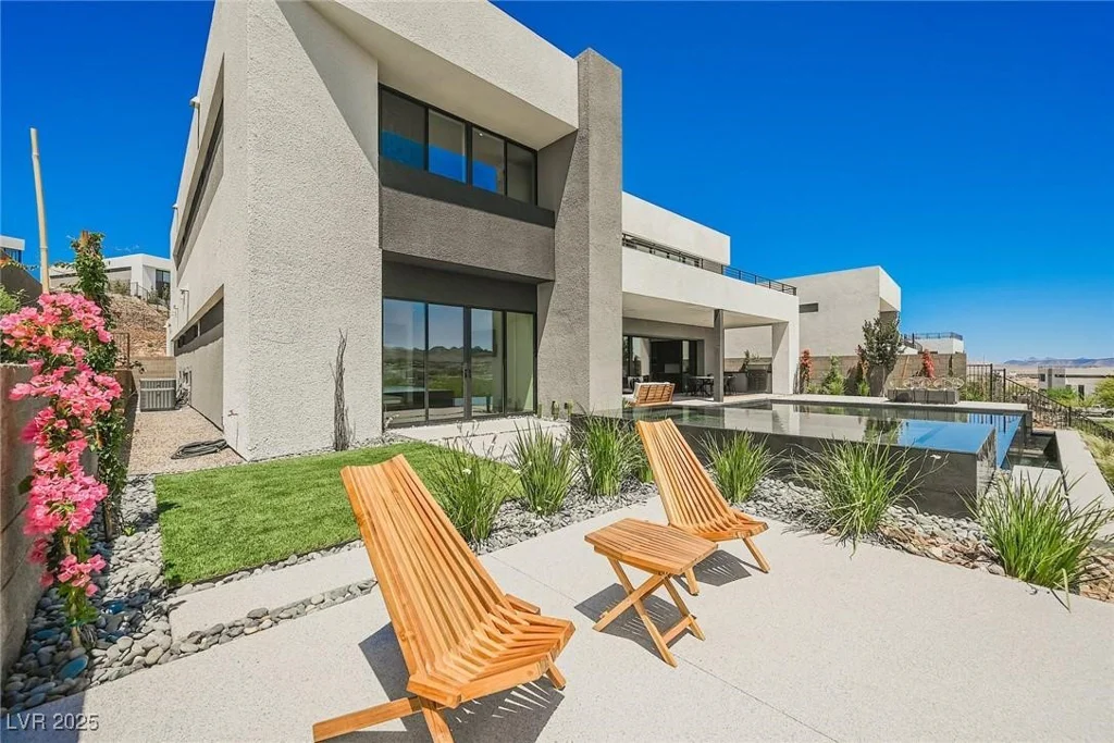 29 Canyon Bay, Henderson, NV 89011