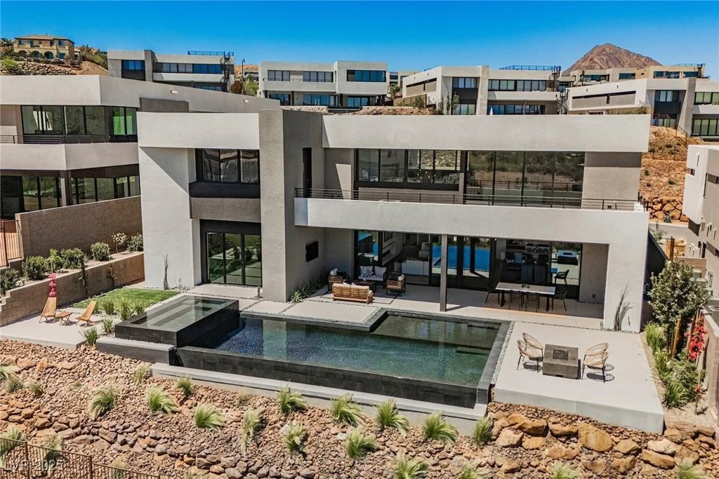29 Canyon Bay, Henderson, NV 89011