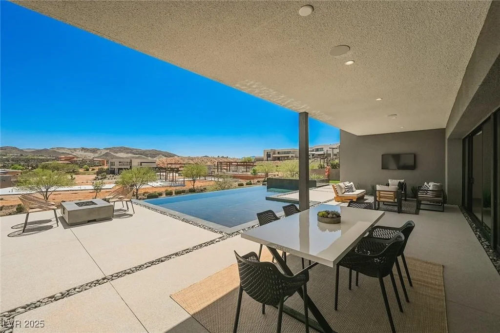 29 Canyon Bay, Henderson, NV 89011