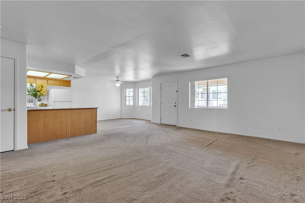 8410 Eldora, Las Vegas, NV 89117