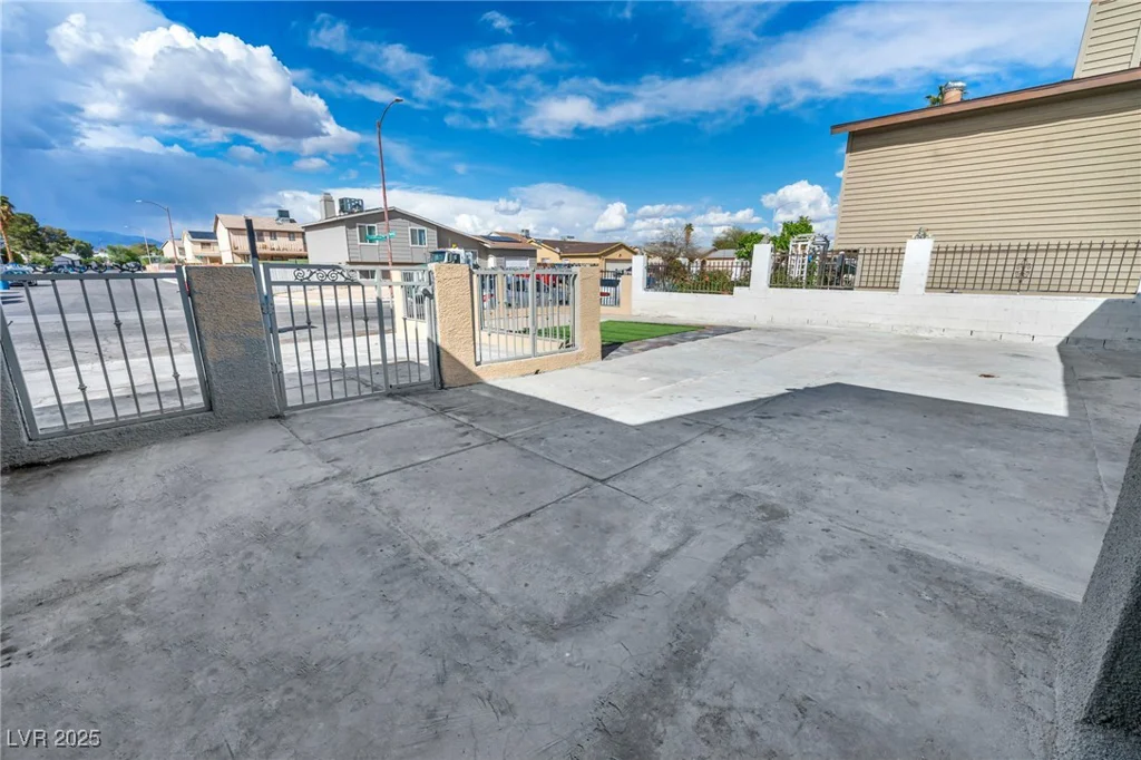 3975 Tillamook, Las Vegas, NV 89115