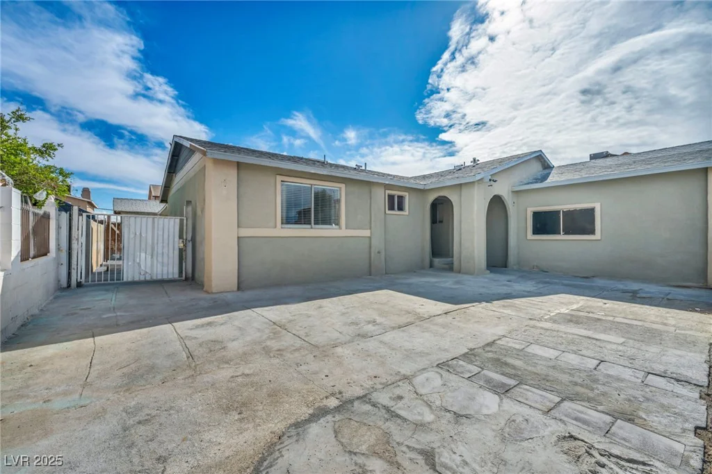 3975 Tillamook, Las Vegas, NV 89115