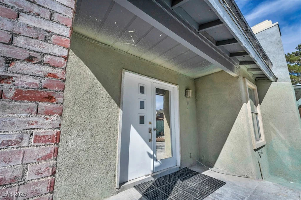 3975 Tillamook, Las Vegas, NV 89115