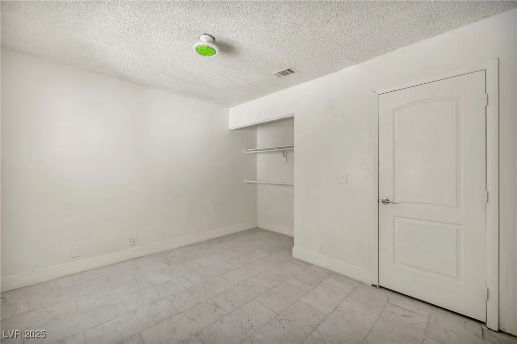 3975 Tillamook, Las Vegas, NV 89115