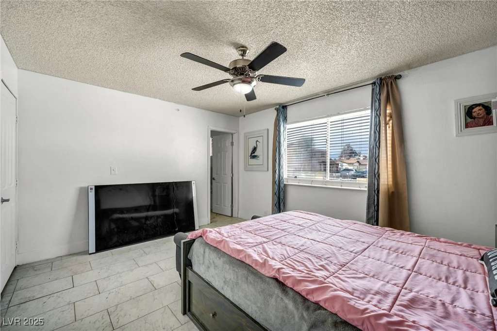 3975 Tillamook, Las Vegas, NV 89115