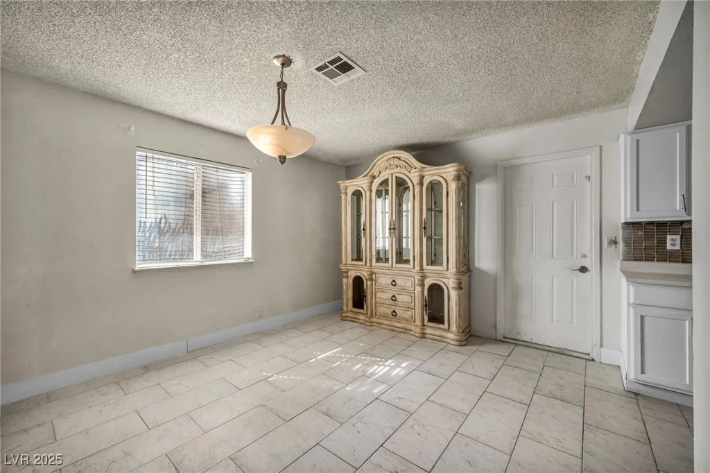 3975 Tillamook, Las Vegas, NV 89115