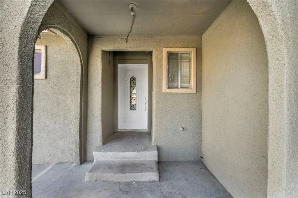3975 Tillamook, Las Vegas, NV 89115