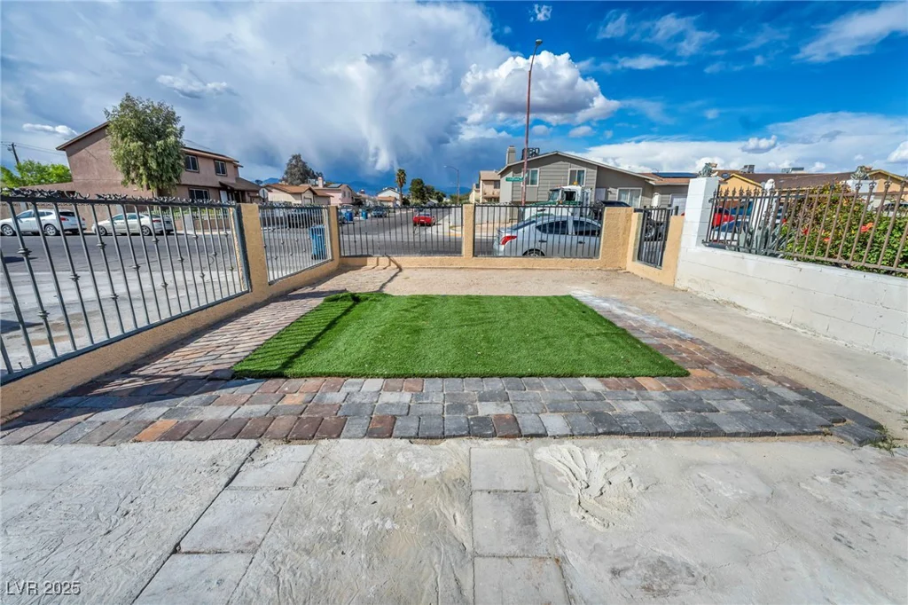 3975 Tillamook, Las Vegas, NV 89115