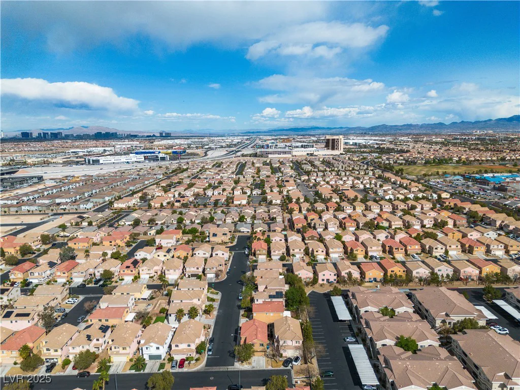 6790 Gold Yarrow, Las Vegas, NV 89148