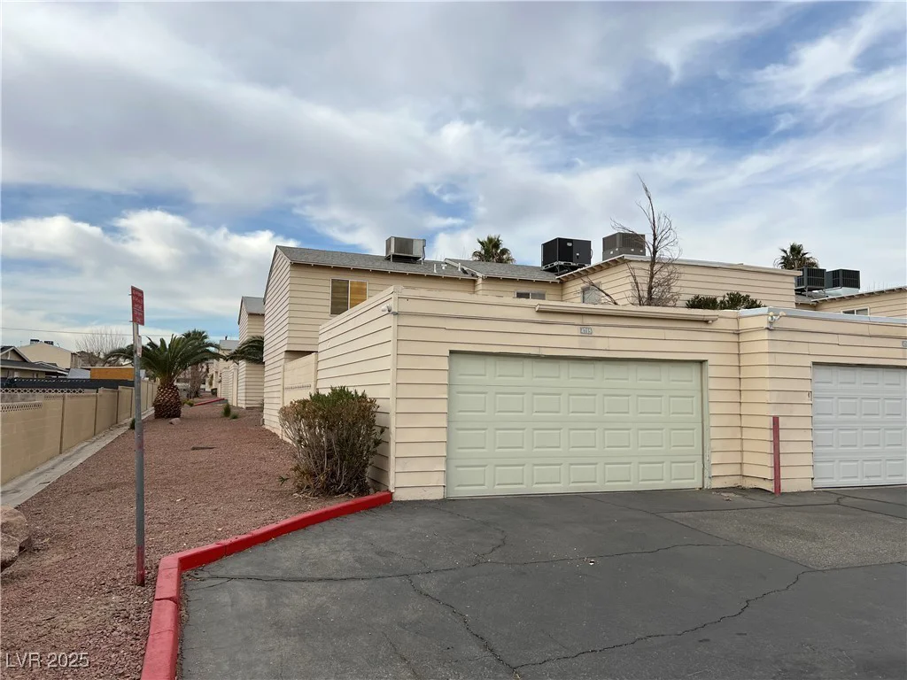 4715 Mill Valley, Las Vegas, NV 89120