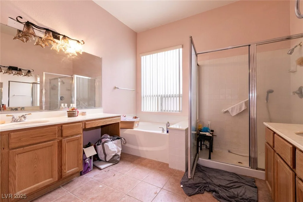 8880 Star Valley, Las Vegas, NV 89123