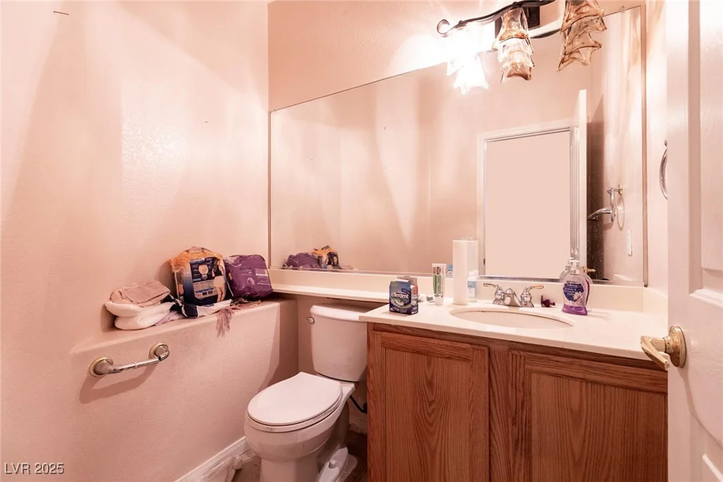 8880 Star Valley, Las Vegas, NV 89123
