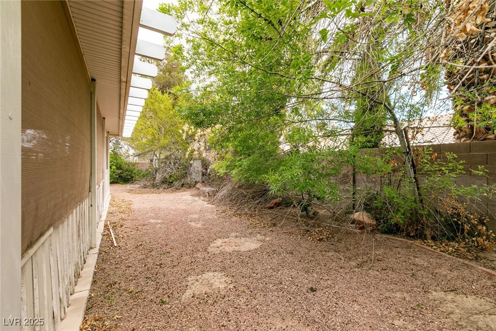 8880 Star Valley, Las Vegas, NV 89123