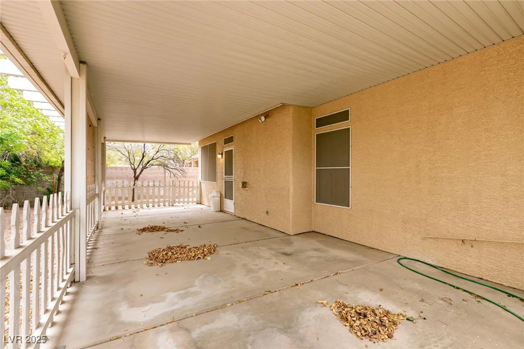 8880 Star Valley, Las Vegas, NV 89123