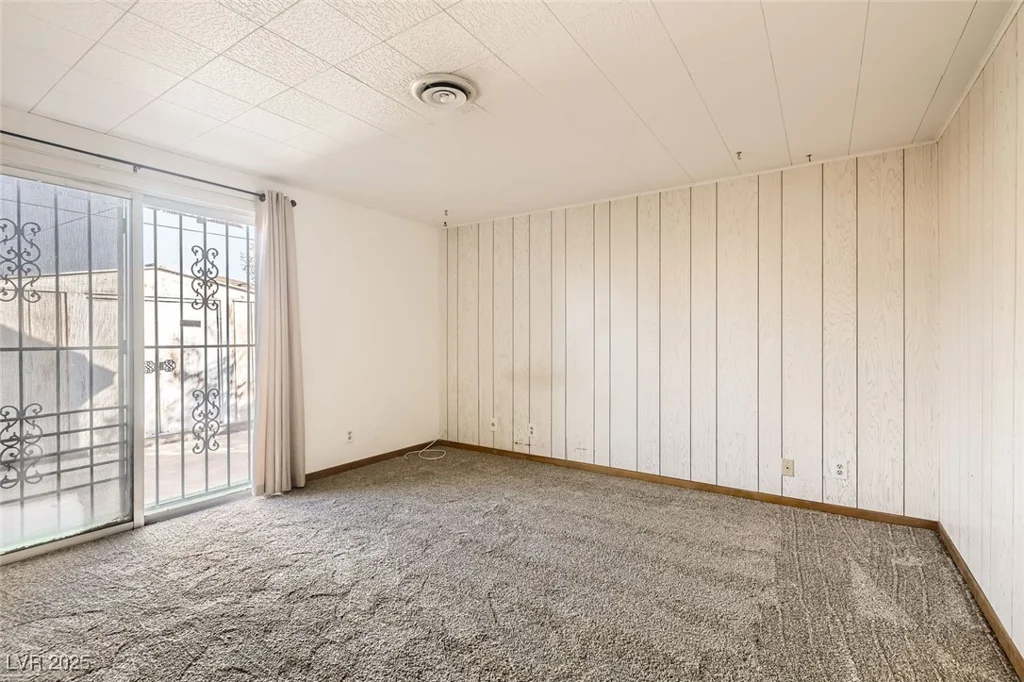 422 Ilmenite, Henderson, NV 89015