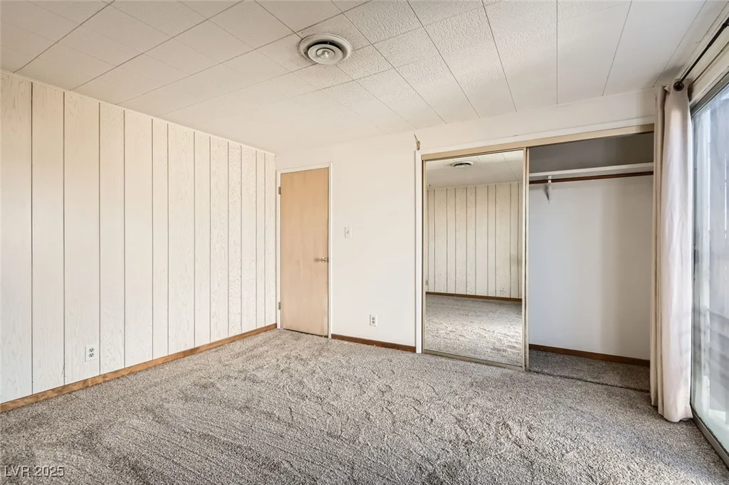 422 Ilmenite, Henderson, NV 89015