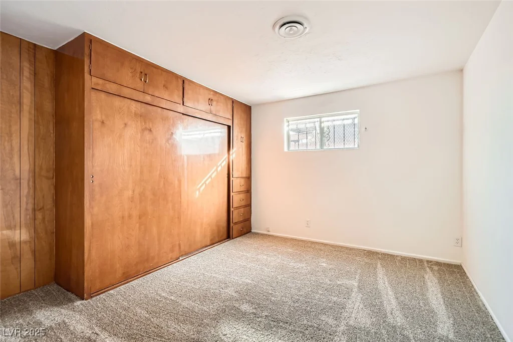 422 Ilmenite, Henderson, NV 89015