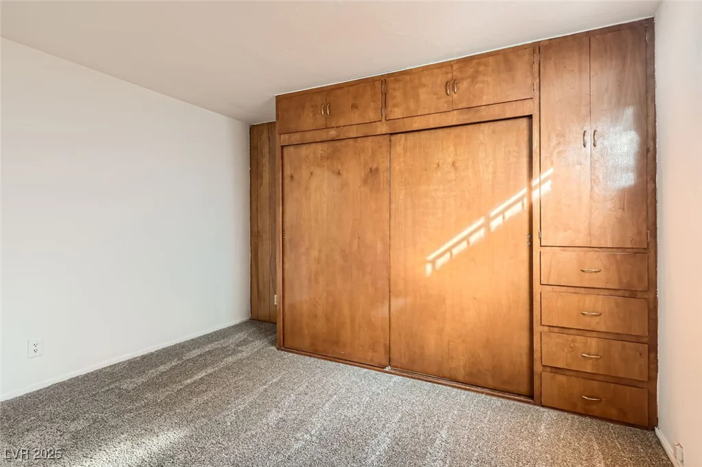 422 Ilmenite, Henderson, NV 89015