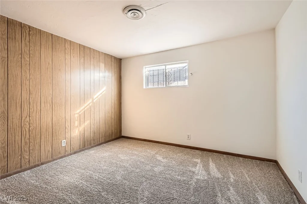 422 Ilmenite, Henderson, NV 89015