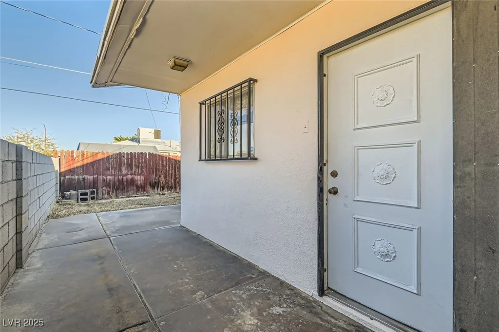 422 Ilmenite, Henderson, NV 89015