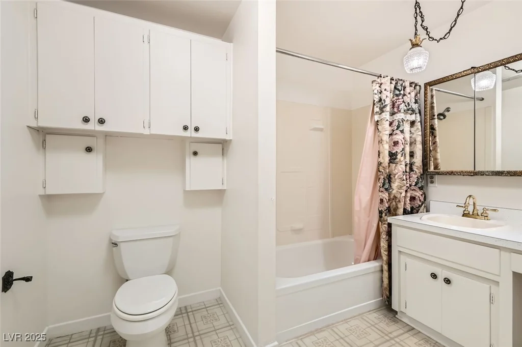 422 Ilmenite, Henderson, NV 89015