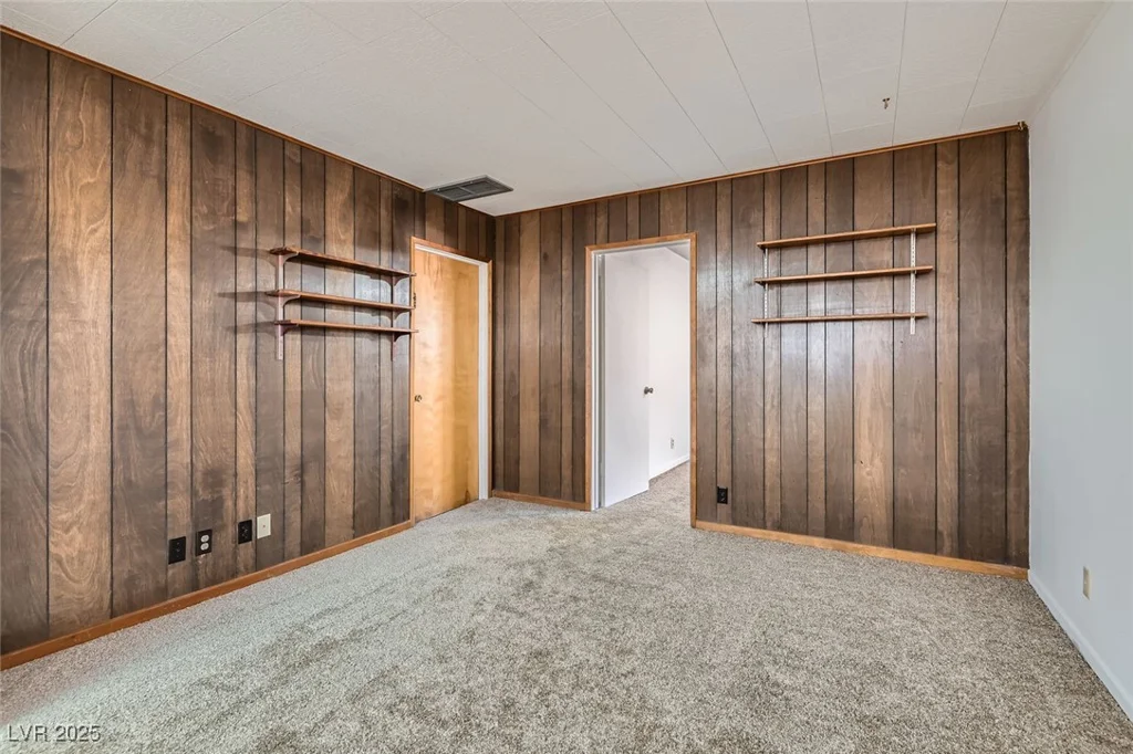 422 Ilmenite, Henderson, NV 89015