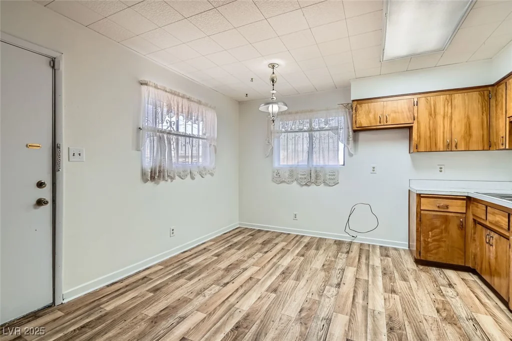 422 Ilmenite, Henderson, NV 89015
