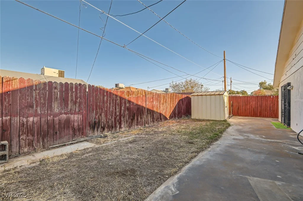 422 Ilmenite, Henderson, NV 89015