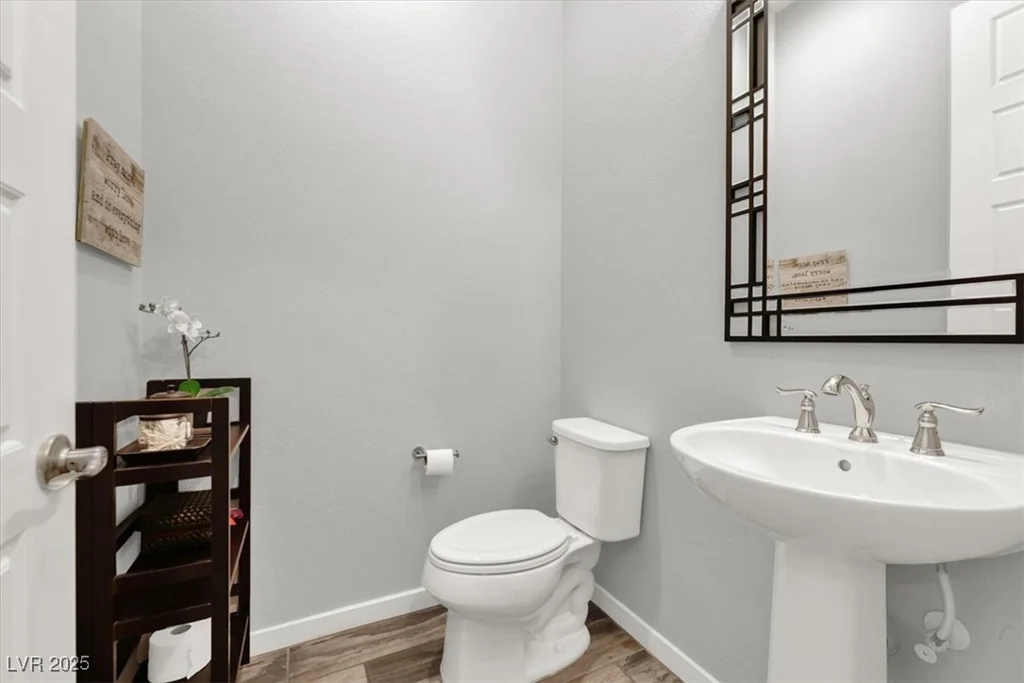 8245 Broad Branch, Las Vegas, NV 89113
