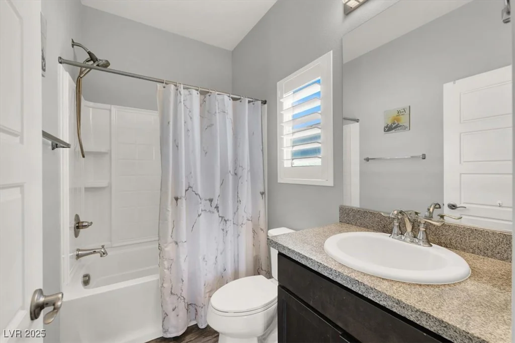 8245 Broad Branch, Las Vegas, NV 89113