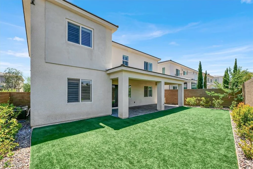 8245 Broad Branch, Las Vegas, NV 89113