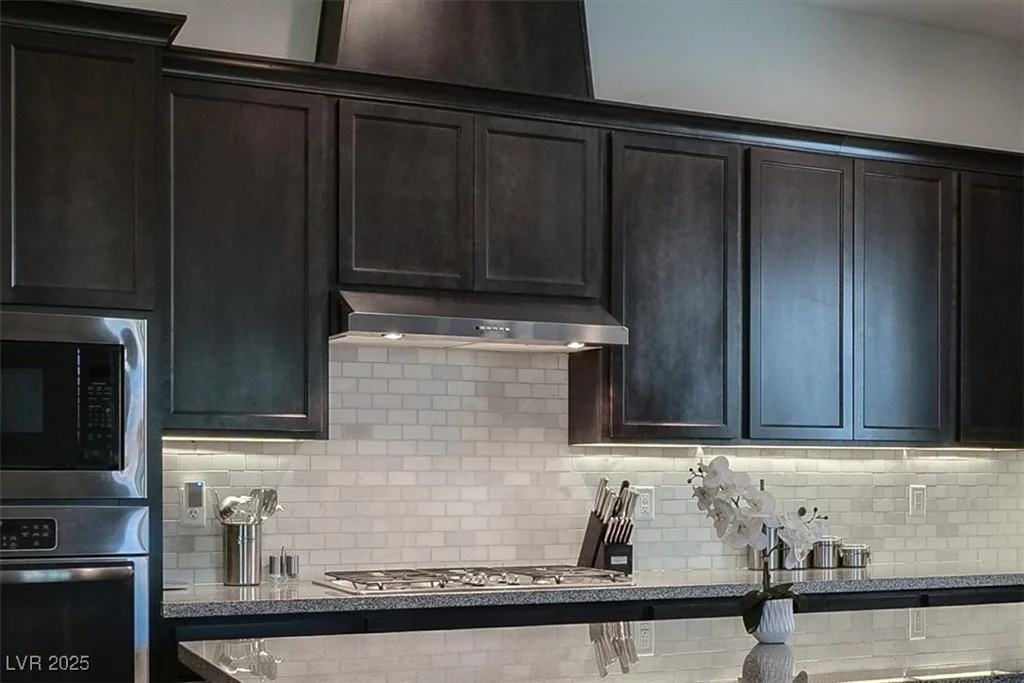 8245 Broad Branch, Las Vegas, NV 89113